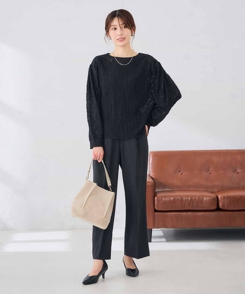 a.v.v(アーヴェヴェ)の「シアーフラワージャガードトップス(Tシャツ/カットソー・レディース・アイボリー/ブラック・40/38)」の14枚目の写真
