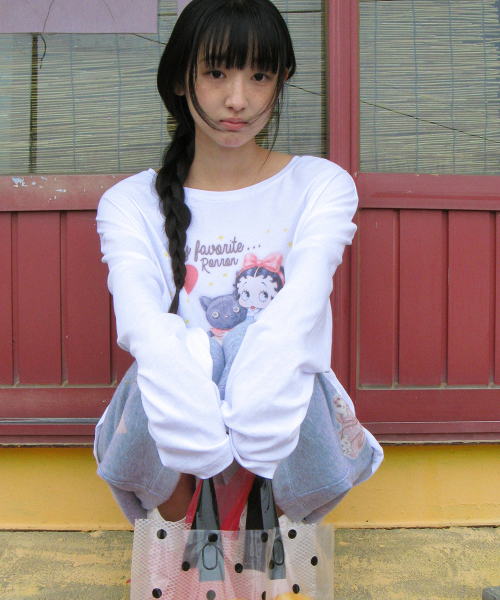 RONRON（ロンロン）の「BETTY BOOP CAT PLUSH LONG SLEEVE WHITE（Tシャツ/カットソー・レディース・その他・FREE）」の4枚目の写真
