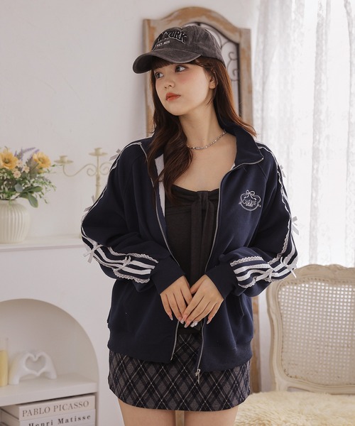 Anely(アネリー)の「スタンドカラー リボン 配色ライン ジップアップ ジャケット(パーカー・レディース・ネイビー/ホワイト/アイボリー・FREE)」の1枚目の写真