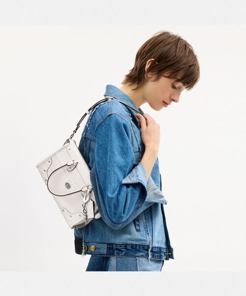 COACH(コーチ)の「ライダー サッチェル バッグ 24(ショルダーバッグ・レディース・ホワイト系その他・ONE)」の3枚目の写真