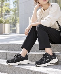 【ellesse】エレッセ レディース 異素材ミックス ボリュームソール ローカットスニーカー 4色展開 22.5～24.5cm