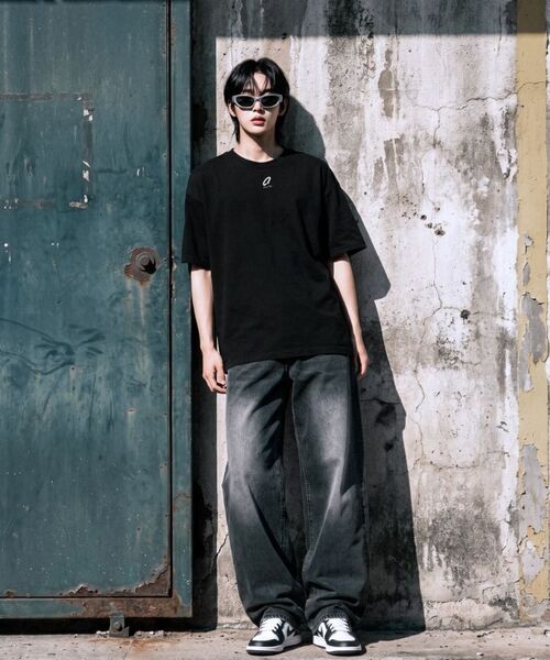 FLYQ(フライク)の「FLYQ シンボルロゴプリント半袖Tシャツ / WHITE(Tシャツ/カットソー・レディース・その他・MEDIUM/LARGE)」の8枚目の写真