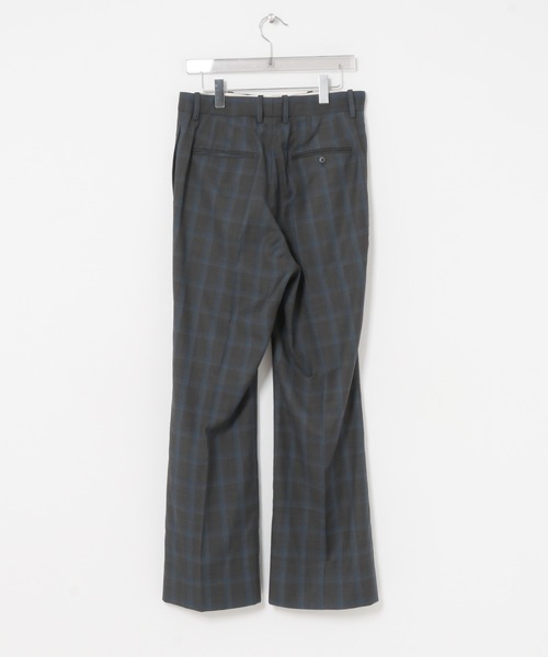 URBAN RESEARCH(アーバンリサーチ)の「TW CHECK SEMI FLARE PANTS(スラックス・メンズ・チャコールグレー/ブラック・LARGE/MEDIUM)」の7枚目の写真