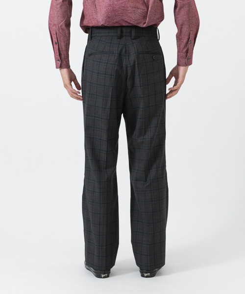 URBAN RESEARCH(アーバンリサーチ)の「TW CHECK SEMI FLARE PANTS(スラックス・メンズ・チャコールグレー/ブラック・LARGE/MEDIUM)」の12枚目の写真