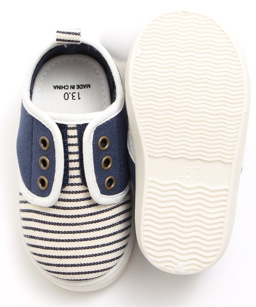 apres les cours（アプレレクール）の「ボーダー＆プレーンスニーカー（ベビー）（スニーカー・キッズ・ブルー/オフホワイト/ブラック/レッド・15 /13/14）」の13枚目の写真