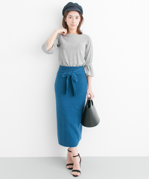 URBAN RESEARCH（アーバンリサーチ）の「 UR 袖タックフレアカットソー（Tシャツ/カットソー・レディース・グレー/ラベンダー/イエロー/オフホワイト・FREE）」の6枚目の写真