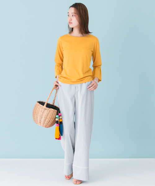 URBAN RESEARCH（アーバンリサーチ）の「 UR 袖タックフレアカットソー（Tシャツ/カットソー・レディース・グレー/ラベンダー/イエロー/オフホワイト・FREE）」の20枚目の写真