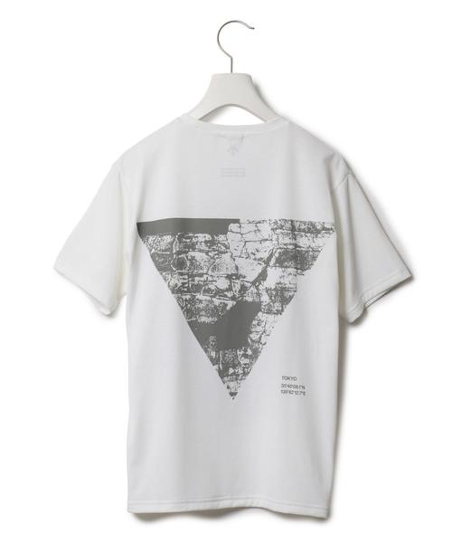 DESCENTE(デサント)の「DESCENTE BLANC×VILLAGE(デサントブラン×ヴィレッジ) RUNNING TEE ◆(Tシャツ/カットソー・メンズ・ホワイト/ブラック・MEDIUM/LARGE/SMALL)」の16枚目の写真