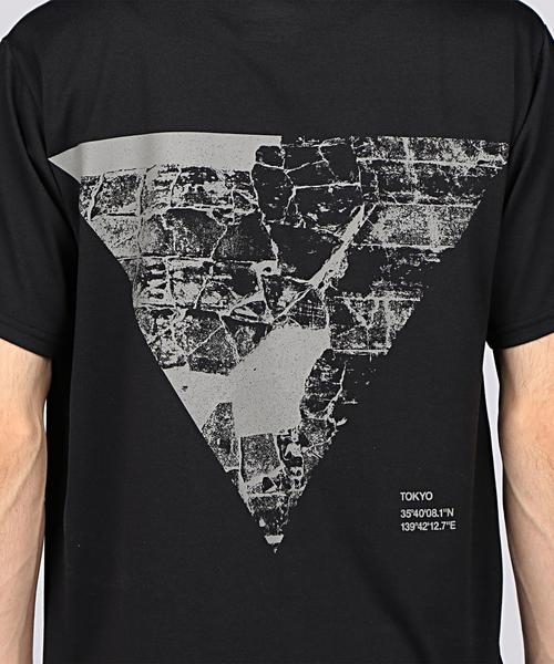 DESCENTE(デサント)の「DESCENTE BLANC×VILLAGE(デサントブラン×ヴィレッジ) RUNNING TEE ◆(Tシャツ/カットソー・メンズ・ホワイト/ブラック・MEDIUM/LARGE/SMALL)」の4枚目の写真