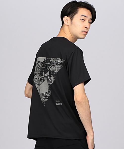 DESCENTE(デサント)の「DESCENTE BLANC×VILLAGE(デサントブラン×ヴィレッジ) RUNNING TEE ◆(Tシャツ/カットソー・メンズ・ホワイト/ブラック・MEDIUM/LARGE/SMALL)」の5枚目の写真