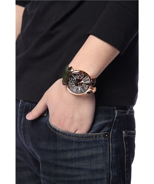 BRILLA per il gusto(ブリッラペルイルグースト)の「GaGa MILANO / MANUALE 48MM PLACCATO ORO 5011.4(アナログ腕時計・メンズ・グリーン・ONE SIZE)」の8枚目の写真