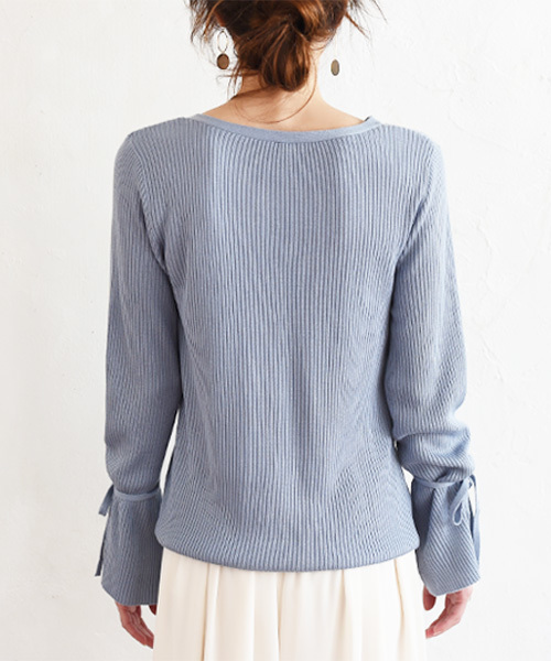 Luz Llena (philter)（ラズレナ　フィルター）の「袖リボンVネックリブカーディガン（カーディガン/ボレロ・レディース・アイボリー/レッド/ブルー・MEDIUM）」の10枚目の写真