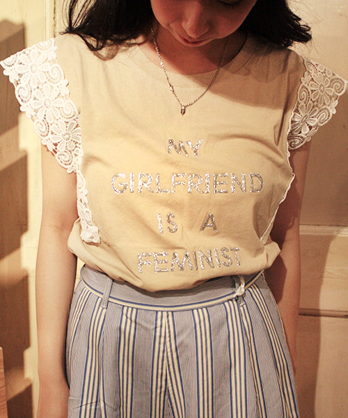 salle de bal（サルデバル）の「レース袖シャイニープリントTシャツ（Tシャツ/カットソー・レディース・ベージュ/ホワイト・FREE）」の17枚目の写真