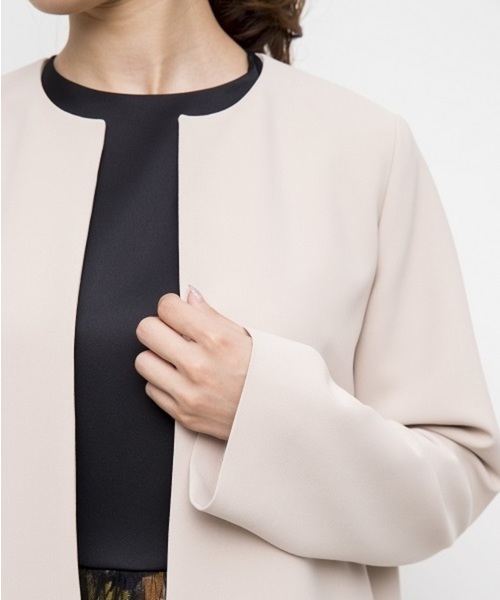 kaene（カエン）の「スカラップコート（その他アウター・レディース・ブラック/ピンクベージュ・36/38）」の14枚目の写真