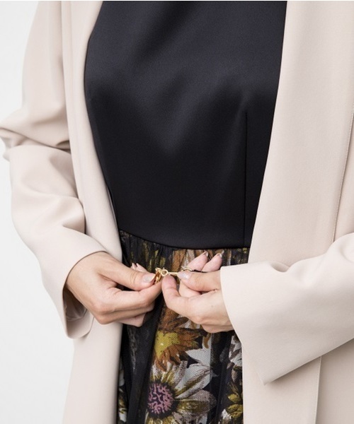 kaene（カエン）の「スカラップコート（その他アウター・レディース・ブラック/ピンクベージュ・36/38）」の16枚目の写真