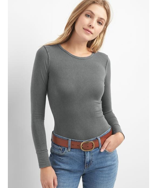 GAP(ギャップ)の「Gap フェザーウェイト クルーネックTシャツ(Tシャツ/カットソー・レディース・ホワイト/ブラック/ダークブルー/ベビーピンク/ヘザーグレー/ダークグレー・XXS/S/XS/L/M)」の3枚目の写真