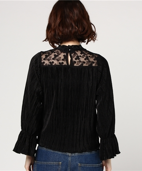 OLIVE des OLIVE（オリーブデオリーブ）の「・【OLIVE des OLIVE】レース切替ベロアプルオーバー（Tシャツ/カットソー・レディース・ブラック/ベージュ/グリーン/ボルドー・FREE）」の7枚目の写真