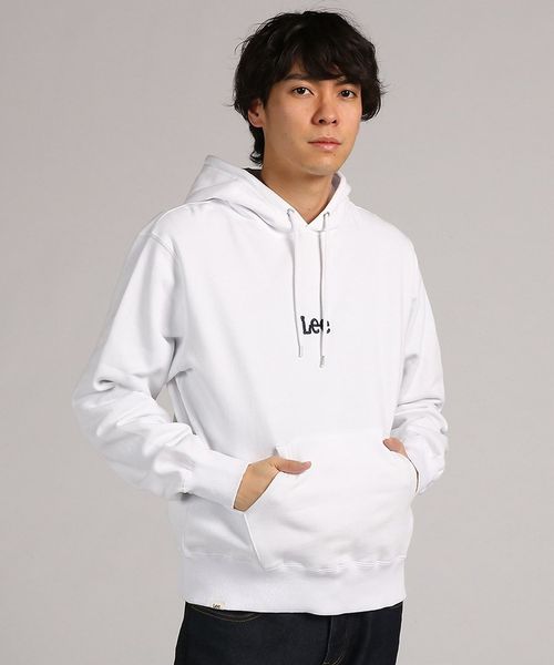 Lee（リー）の「【Lee】ロゴ刺繍スウェットパーカー（パーカー・メンズ・ネイビー/ホワイト/サックスブルー・SMALL/MEDIUM/LARGE/X-LARGE）」の2枚目の写真