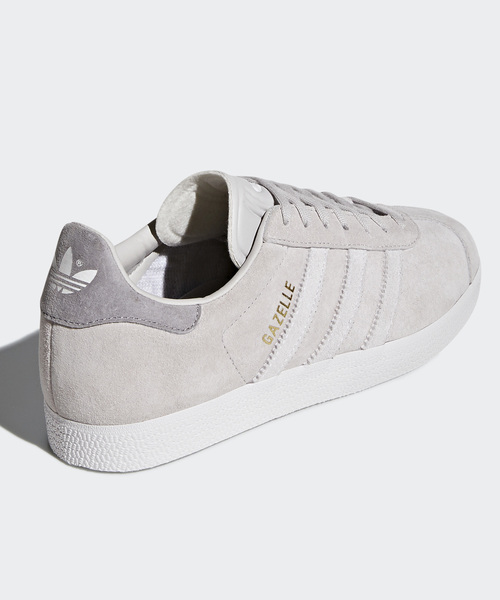 adidas（アディダス）の「ガゼル GAZELLE W オリジナルス（スニーカー・レディース・ライトグレー/ライトグリーン・22.0cm/22.5cm/23.0cm/23.5cm/24.0cm/24.5cm/25.0cm/25.5cm/26.0cm/26.5cm/27.0cm/27.5cm）」の9枚目の写真