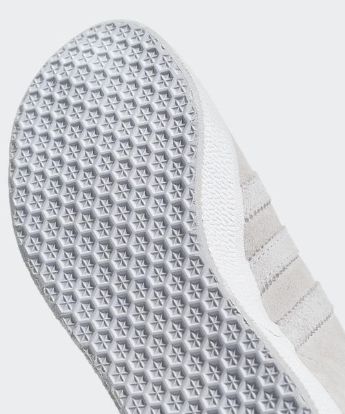 adidas（アディダス）の「ガゼル GAZELLE W オリジナルス（スニーカー・レディース・ライトグレー/ライトグリーン・22.0cm/22.5cm/23.0cm/23.5cm/24.0cm/24.5cm/25.0cm/25.5cm/26.0cm/26.5cm/27.0cm/27.5cm）」の12枚目の写真