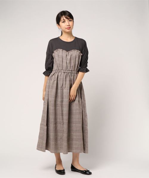 CHILLE（チル）の「チェック柄ビスチェ切替ワンピース（ワンピース・レディース・ベージュ/グレー・FREE）」の6枚目の写真