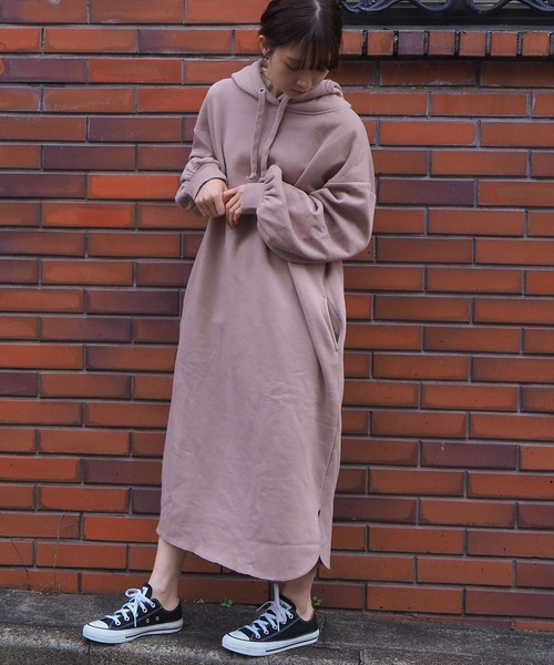 tiptop（ティップトップ）の「裏起毛スウェットパーカーワンピース（ワンピース・レディース・ブラック/グレー/ベージュ/ダークグリーン/グレイッシュベージュ/ブラウン・FREE）」の9枚目の写真