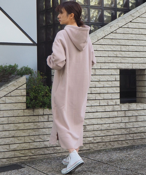 tiptop（ティップトップ）の「裏起毛スウェットパーカーワンピース（ワンピース・レディース・ブラック/グレー/ベージュ/ダークグリーン/グレイッシュベージュ/ブラウン・FREE）」の20枚目の写真