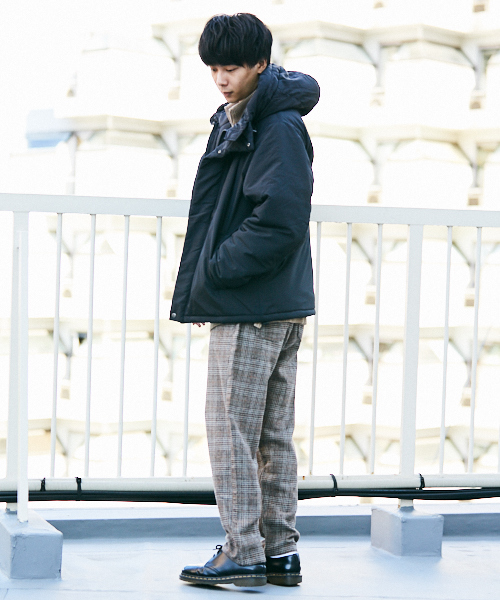 kutir（クティール）の「中綿ダウンジャケット（ダウンジャケット/コート・メンズ・ブラック/レッド・SMALL/MEDIUM/LARGE）」の9枚目の写真