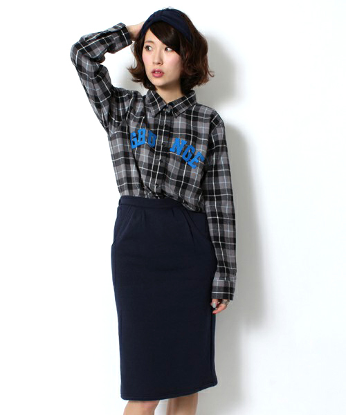 WEGO(ウィゴー)の「WEGO/スウェットペンシルスカート(スカート・レディース・ブラック/杢グレー/その他1/ブラック系その他/ネイビー・FREE)」の4枚目の写真