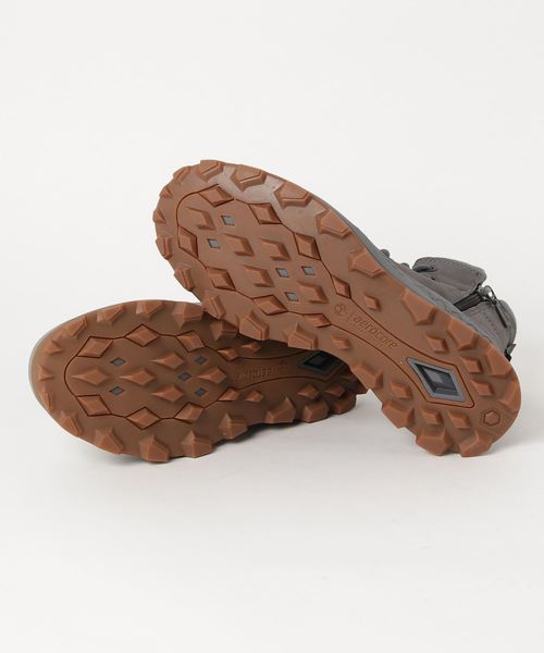 Timberland（ティンバーランド）の「メンズ ブルックリン サイド ジップ ブーツ - ミディアムグレー（ブーツ・メンズ・グレー・25.5cm/26.5cm/27.5cm/28.5cm/30.0cm/25.0cm/26.0cm/27.0cm/28.0cm/29.0cm）」の3枚目の写真