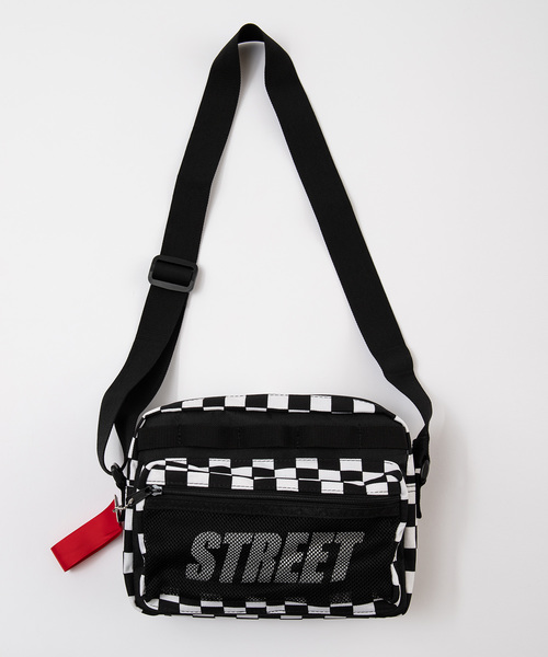 WEGO（ウィゴー）の「WEGO/メッシュポケットSTREETショルダーバッグ（ショルダーバッグ・レディース・ブラック/ピンク/その他1/ホワイト/グリーン系その他/ライトパープル・FREE）」の16枚目の写真