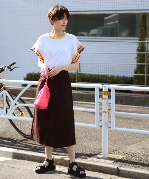 Ray BEAMS(レイビームス)の「Ray BEAMS / ライン フリルスリーブ Tシャツ(Tシャツ/カットソー・レディース・ホワイト/ブラック/ピンク・ONE SIZE)」の10枚目の写真