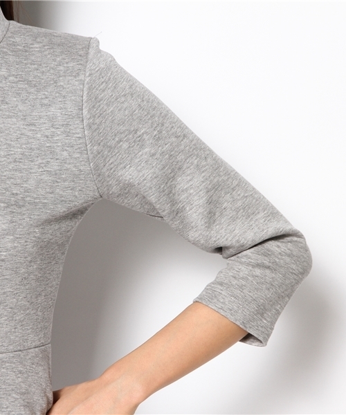 Ray BEAMS(レイビームス)の「◎Ray BEAMS / ハイネック フレアーワンピース(ワンピース・レディース・ネイビー/ライトグレー・1/0)」の11枚目の写真