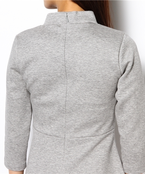 Ray BEAMS(レイビームス)の「◎Ray BEAMS / ハイネック フレアーワンピース(ワンピース・レディース・ネイビー/ライトグレー・1/0)」の3枚目の写真