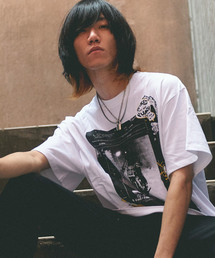 グラフィックTee