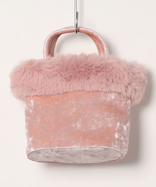 natural couture（ナチュラルクチュール）の「ベロア×ファートート（トートバッグ・レディース・ピンク/モカ/グレイッシュベージュ・FREE）」の6枚目の写真