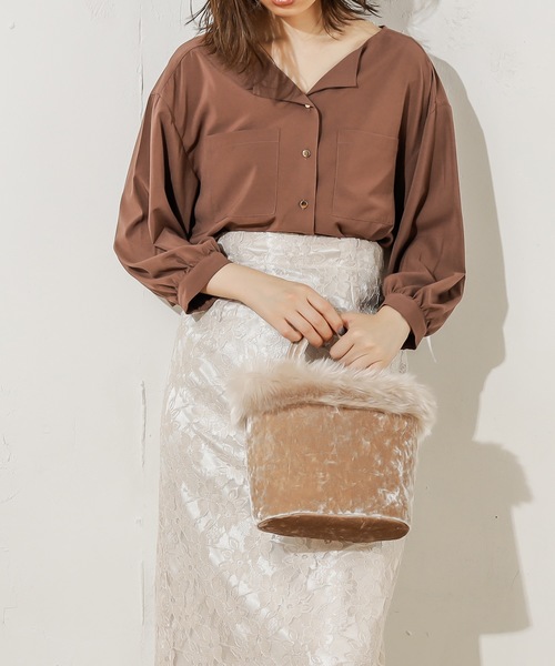 natural couture（ナチュラルクチュール）の「ベロア×ファートート（トートバッグ・レディース・ピンク/モカ/グレイッシュベージュ・FREE）」の13枚目の写真