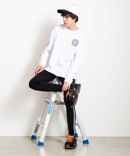 WEGO（ウィゴー）の「WEGO/ニーハオプリントロンT（Tシャツ/カットソー・メンズ・パープル/レッド/パープル系その他・SMALL/MEDIUM/LARGE）」の7枚目の写真