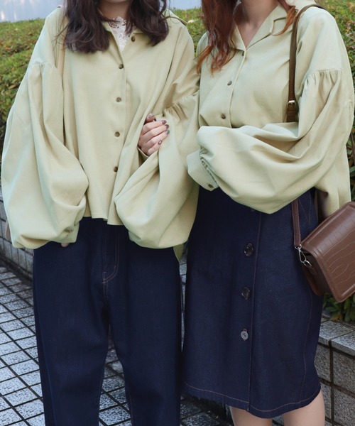 PairPair（ペアペア）の「スモークカラー袖ボリュームブラウス（シャツ/ブラウス・レディース・ライトグリーン/アイボリー/その他/モカ・FREE）」の2枚目の写真