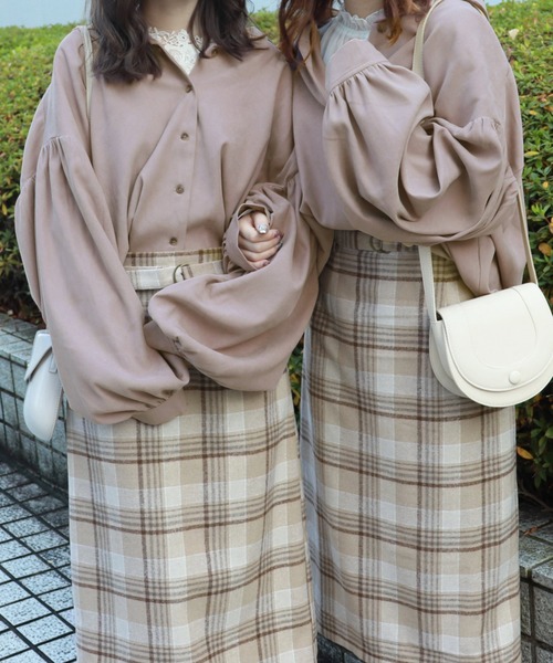 PairPair（ペアペア）の「スモークカラー袖ボリュームブラウス（シャツ/ブラウス・レディース・ライトグリーン/アイボリー/その他/モカ・FREE）」の3枚目の写真