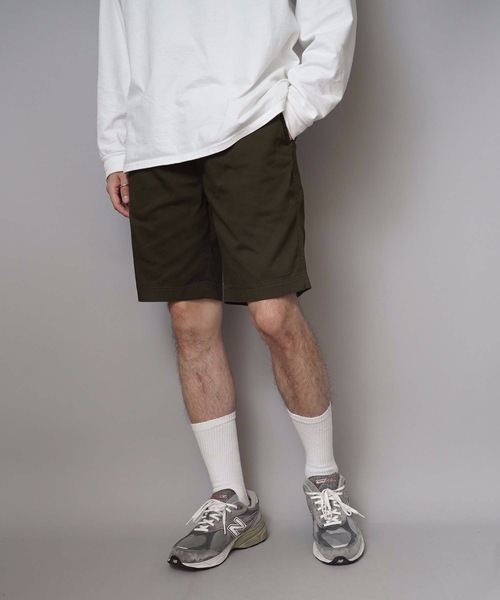 Champion（チャンピオン）の「【CHAMPION/チャンピオン】リアルな古着の表情を追求したガーメントウォッシュ加工 膝丈 ブランドロゴ入り ツイルショーツ Ｃ３－Ｈ５１８（その他パンツ・メンズ・ブラック/ベージュ/ネイビー/カーキ/ホワイト・MEDIUM/LARGE/X-LARGE）」の4枚目の写真