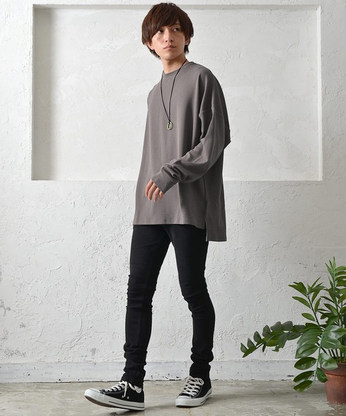 MinoriTY（マイノリティ）の「メンズ長袖梨地素材スーパービッグシルエットドルマンスリーブトレーナー（Tシャツ/カットソー・メンズ・カーキ/ブラック/アイボリー/グレー系その他・L/M）」の8枚目の写真