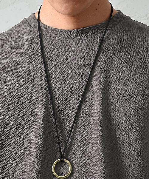 MinoriTY（マイノリティ）の「メンズ長袖梨地素材スーパービッグシルエットドルマンスリーブトレーナー（Tシャツ/カットソー・メンズ・カーキ/ブラック/アイボリー/グレー系その他・L/M）」の17枚目の写真