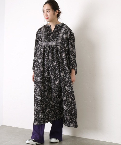 Simplicite（サンプリシテ）の「タックペイズリープリントOP（ワンピース・レディース・ブラック/ベージュ/ブルー系その他・FREE）」の2枚目の写真