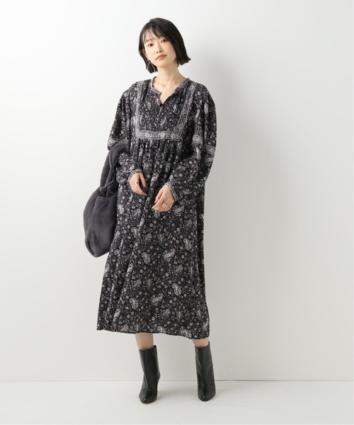 Simplicite（サンプリシテ）の「タックペイズリープリントOP（ワンピース・レディース・ブラック/ベージュ/ブルー系その他・FREE）」の4枚目の写真