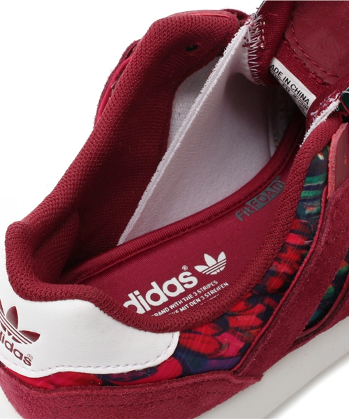 adidas Originals(アディダスオリジナルス)の「ウィメンズ アディダス×ファーム コラボ ZX 500 2.0 W(スニーカー・レディース・バーガンディー/ブルー・24cm/23.5cm/23cm)」の8枚目の写真