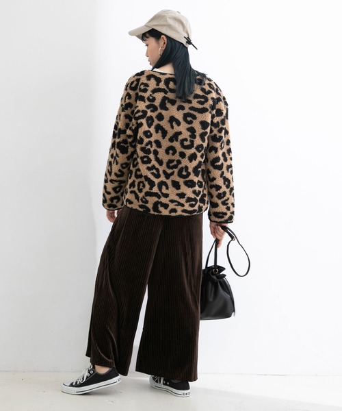 Newlyme(ニューリーミー)の「インナーSETベロアストライプサロペット(その他パンツ・レディース・ブラック/ベージュ/ブラウン/ピンク・MEDIUM/LARGE)」の18枚目の写真
