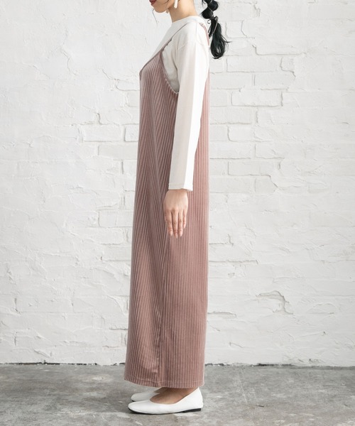 Newlyme(ニューリーミー)の「インナーSETベロアストライプサロペット(その他パンツ・レディース・ブラック/ベージュ/ブラウン/ピンク・MEDIUM/LARGE)」の8枚目の写真