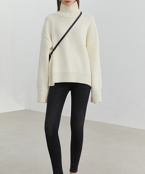 Fano Studios（ファノ ストゥディオズ）の「【Fano Studios】Oversized turtleneck knit FD20S118（ニット/セーター・レディース・ホワイト・L/M/S）」の11枚目の写真