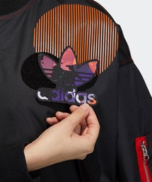 美品　アディダス　adidas CNYパッチ ボンバージャケット　ブルゾン　女性 adidas（アディダス）の「CNY パッチ ボンバージャケット
